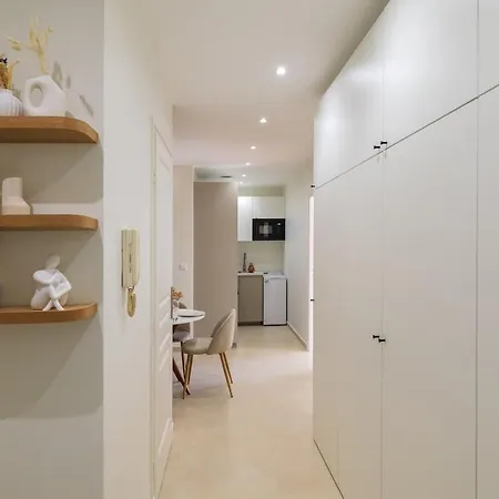 Appartamento Charme Nicois, 15min De La Mer, 3 Chambres, Climatisation, Terrasse Nizza