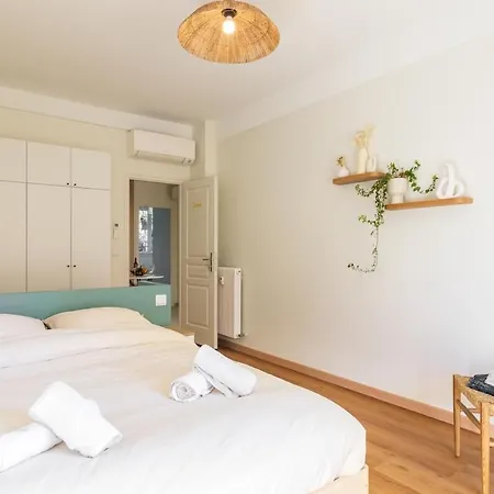 Charme Nicois, 15min De La Mer, 3 Chambres, Climatisation, Terrasse * Nizza