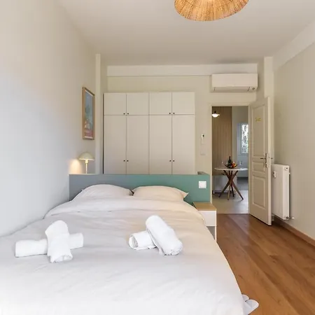 Appartamento Charme Nicois, 15min De La Mer, 3 Chambres, Climatisation, Terrasse