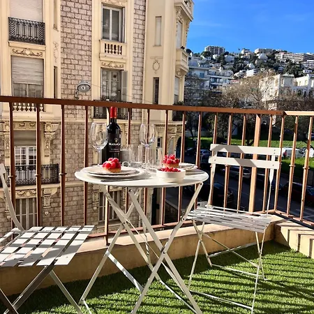 Charme Nicois, 15min De La Mer, 3 Chambres, Climatisation, Terrasse Nizza