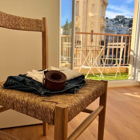 Charme Nicois, 15min De La Mer, 3 Chambres, Climatisation, Terrasse Apartmán *