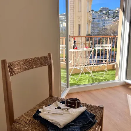 Charme Nicois, 15min De La Mer, 3 Chambres, Climatisation, Terrasse Apartmán *