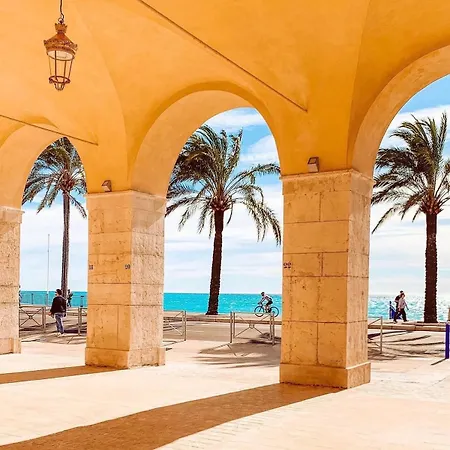 Apartmán Charme Nicois, 15min De La Mer, 3 Chambres, Climatisation, Terrasse *